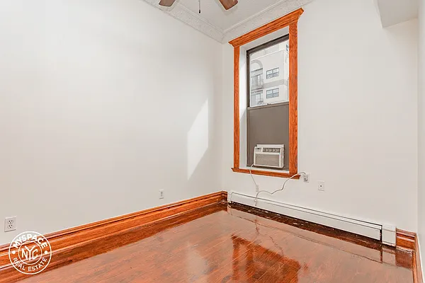 Rented by MySpaceNYC | media 13