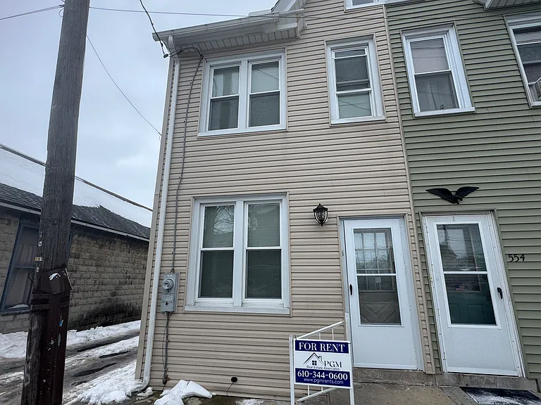 552 Church St — Photo 3