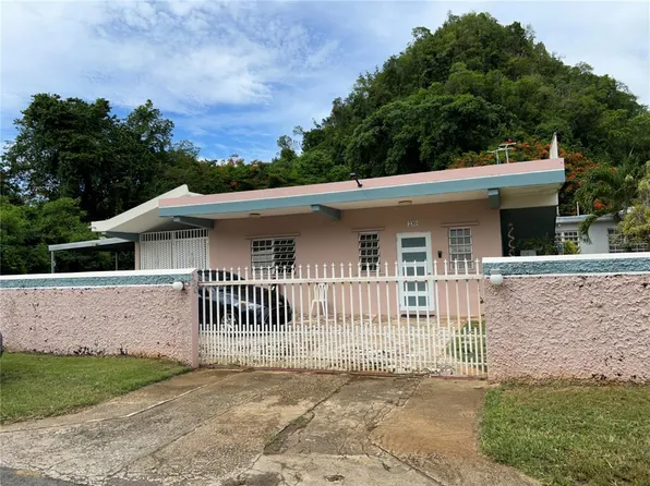 230 Forestal, Vega Baja, PR 00693