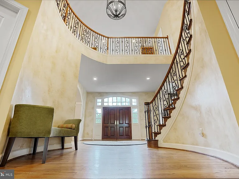 9864 Walker Glen Ct — Photo 120