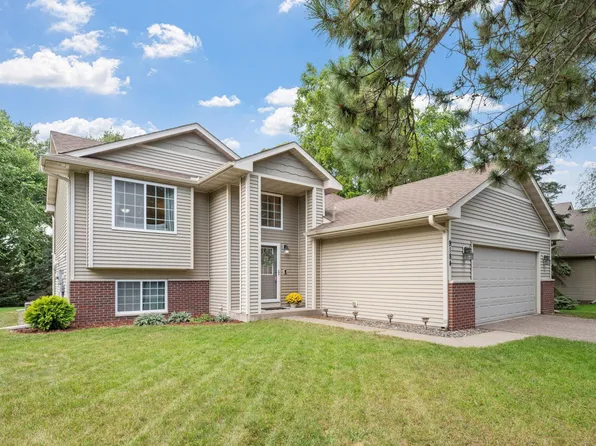 9184 Yancy St NE, Blaine, MN 55449