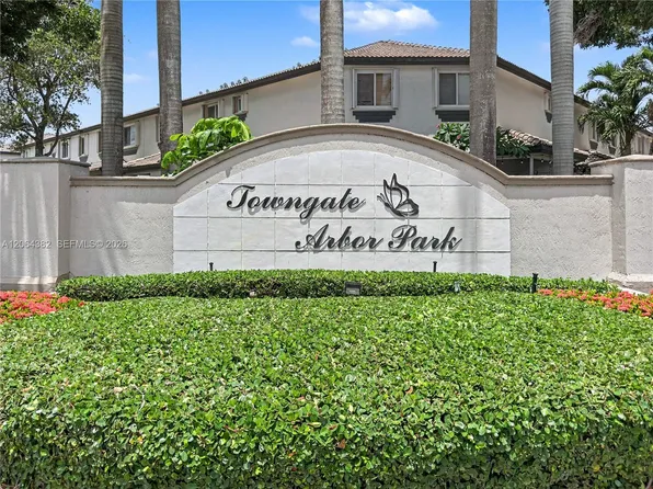 1940 SE 24th Ave, Homestead, FL 33035