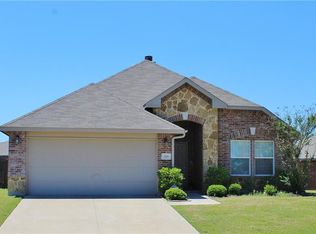 305 Azalea Dr, Fate, TX 75087