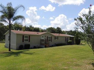 8607 Micarta Ln, Zephyrhills, FL 33541
