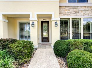 2011 Spring Cedar Ln, Houston, TX 77077