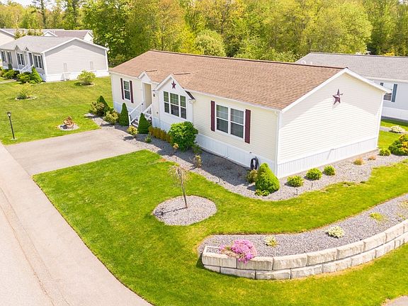 3rd image of 53 Linsay Dr