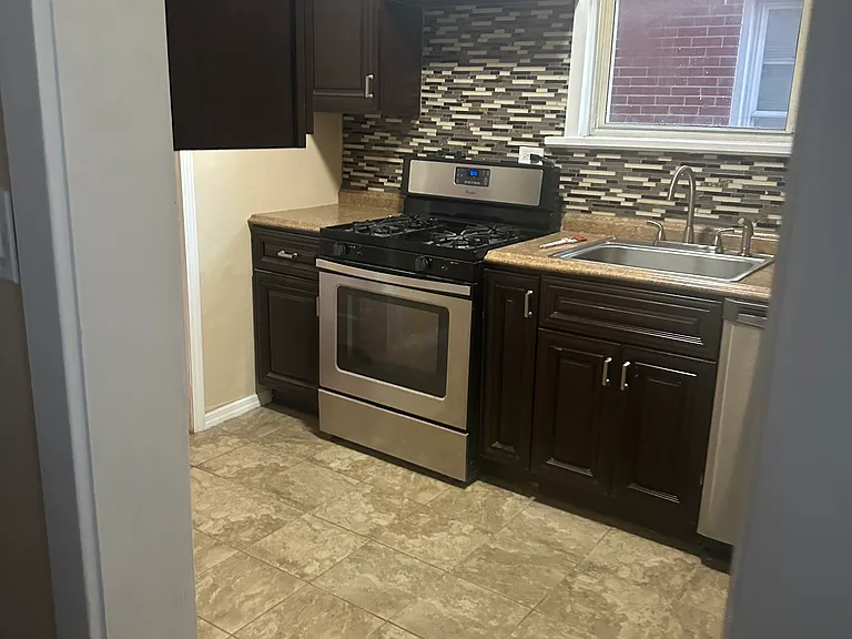 2945 Churchview Ave — Photo 13