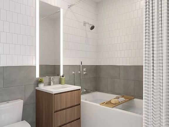 4th image of 2121 31st Ave #3F