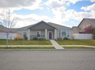 483 Satus St, Richland, WA 99352