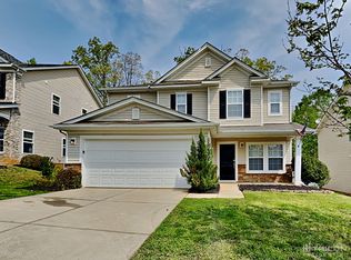 10607 Bur Oak Dr, Charlotte, NC 28214