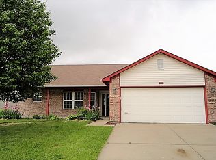 1496 Cypress Dr, Greenfield, IN 46140