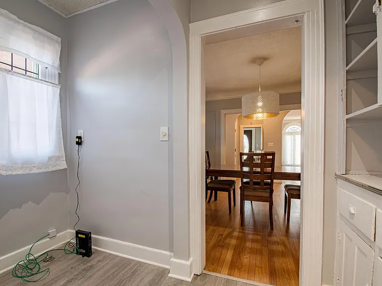 5010 Burns St — Photo 12