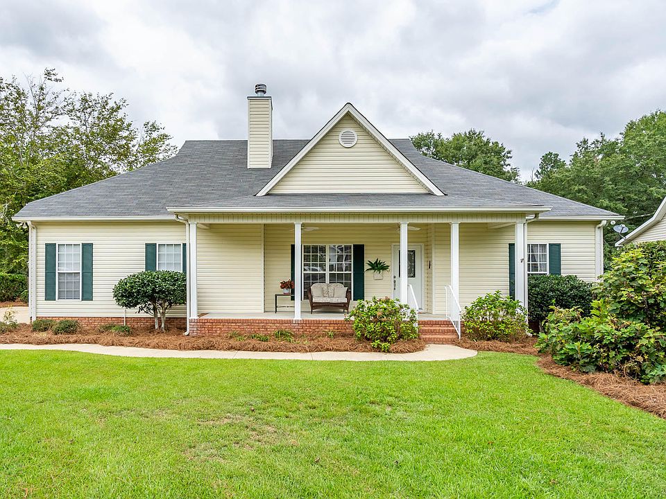 1st image of 113 Hidden Creek Cir