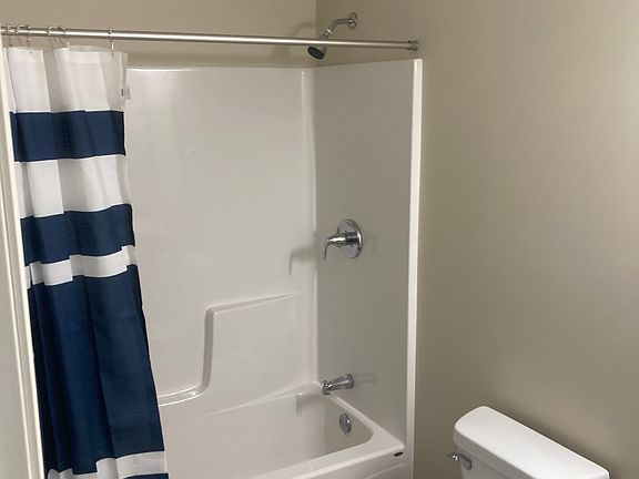 4th image of 922 N 11th St #922