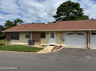 30 Yorkshire Ct #D, Manchester Township, NJ 08759