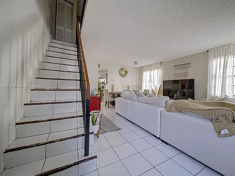 12262 SW 17th Ln #101-V — Photo 11