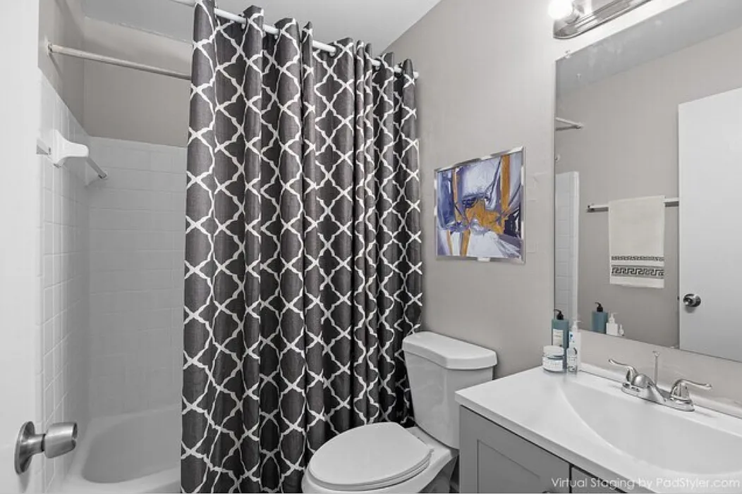 Emerald Apartments — Photo 3