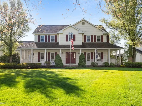 5497 Port Chester Dr, Hudson, OH 44236