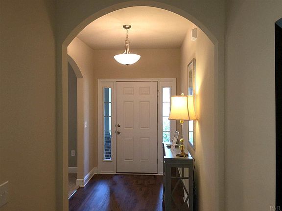 3rd image of 2541 Redford Dr