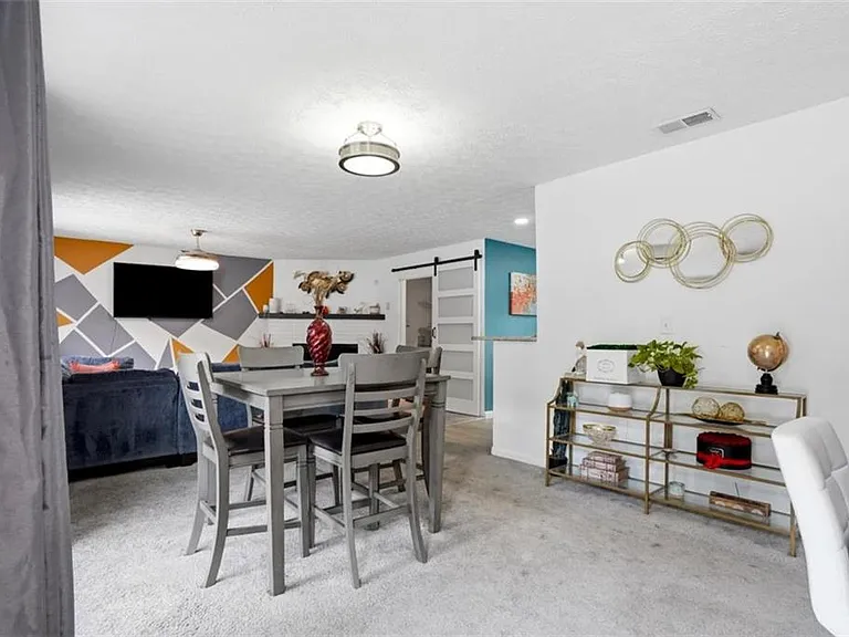 405 King Arthur Ct — Photo 3