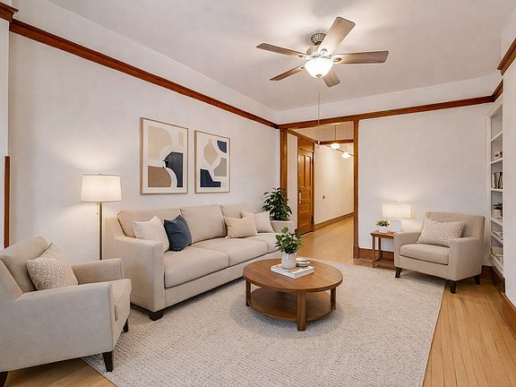2nd image of 5008 S Dorchester Ave APT 3