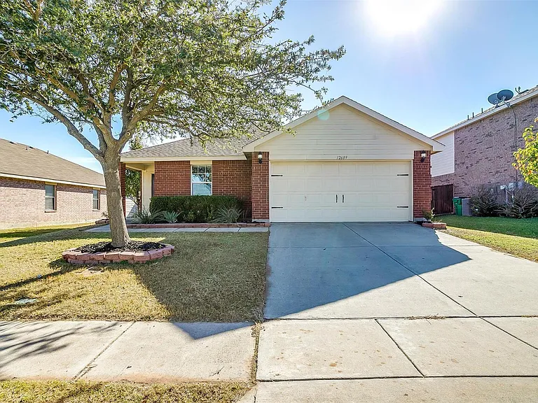 12609 Azure Heights Pl — Photo 1