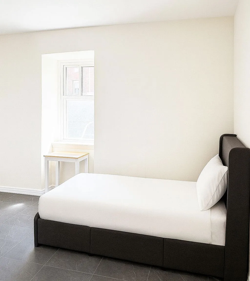 1 bed, $1,000 — Photo 1