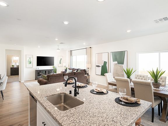 Striking kitchen