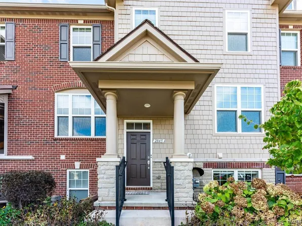 2845 Hartwick Dr, Rochester Hills, MI 48307