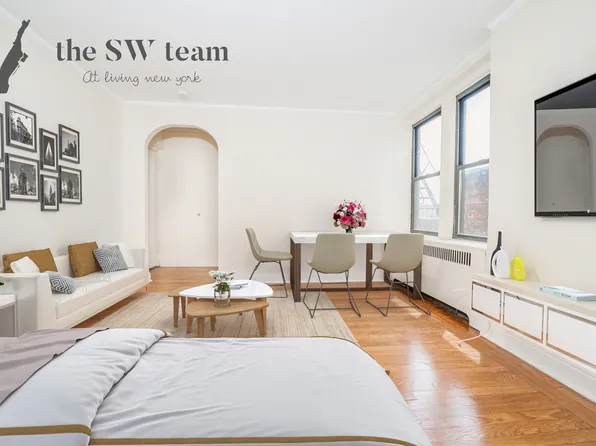 1224 Saint Nicholas Avenue image 1 of 4