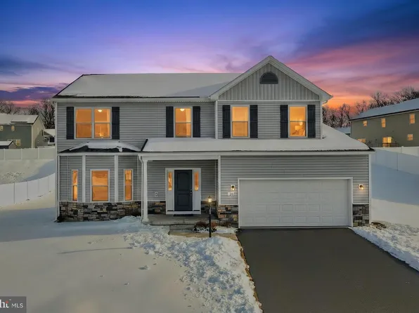 20 Steeple Chase Dr, York Haven, PA 17370