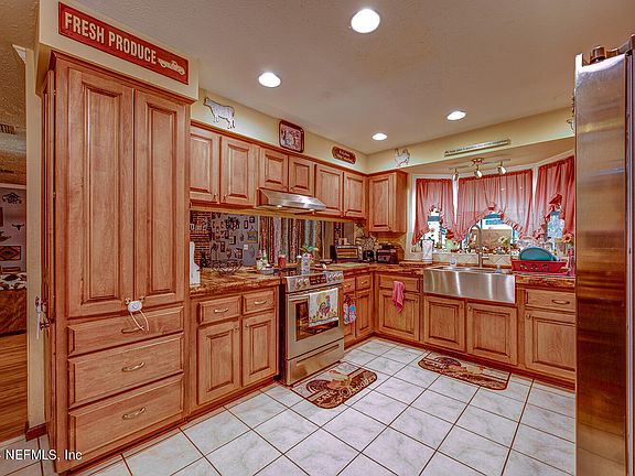 4th image of 10208 SHADY CREST Lane