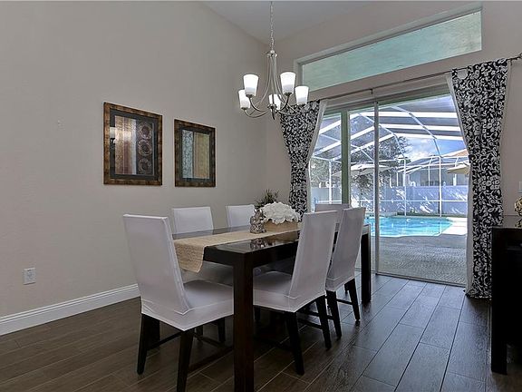 5th image of 10101 Londonshire Ln