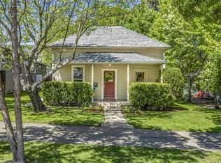 49 4th St, Ashland, OR 97520