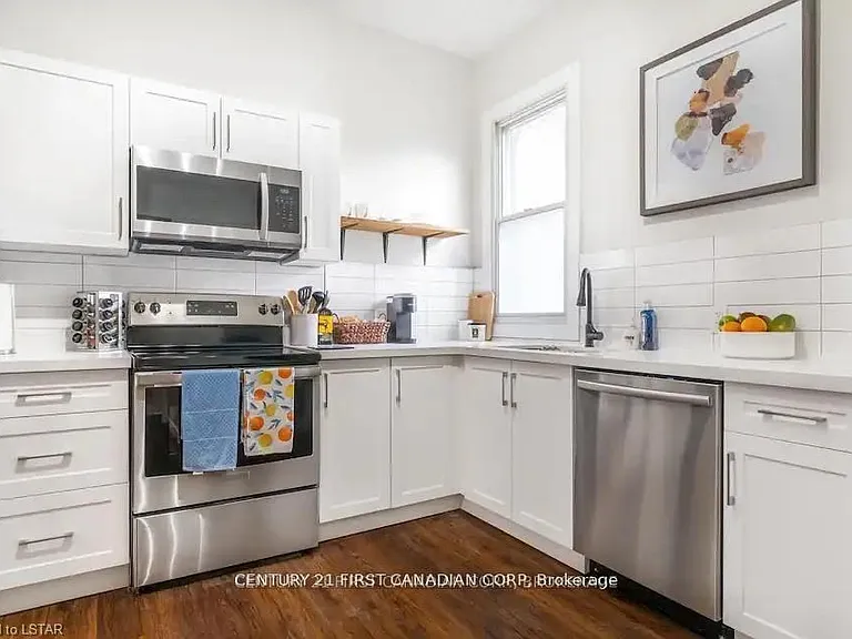 43 Josephine St #3 — Photo 4