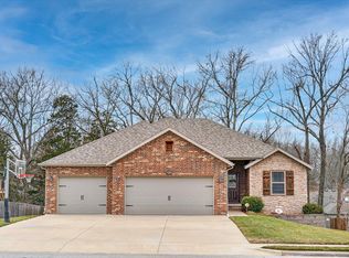 5643 S Cloverdale Lane, Battlefield, MO 65619