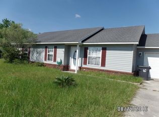 779 Fox Run Cir, Macclenny, FL 32063