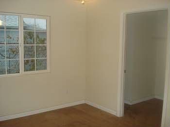 4th image of 5790 Montclair Ave