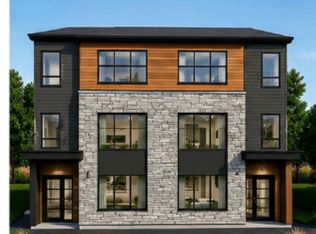 84 Colonial Cres, Halifax, NS B3R 0H8