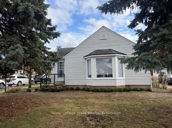6988 High St, Niagara Falls, ON L2G 1N9