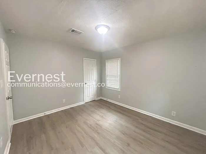 1268 Byewood Ln SW — Photo 9