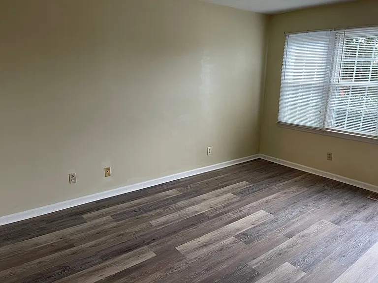 741 Ridgeview Dr — Photo 12