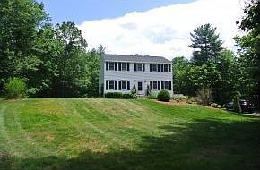 1st image of 40 Kristin Dr