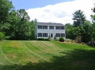 40 Kristin Dr, Derry, NH 03038