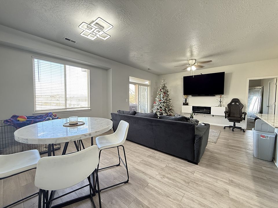 1st image of 4737 W Oregon Trail Way #1