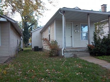 1st image of 2623 W 22nd St