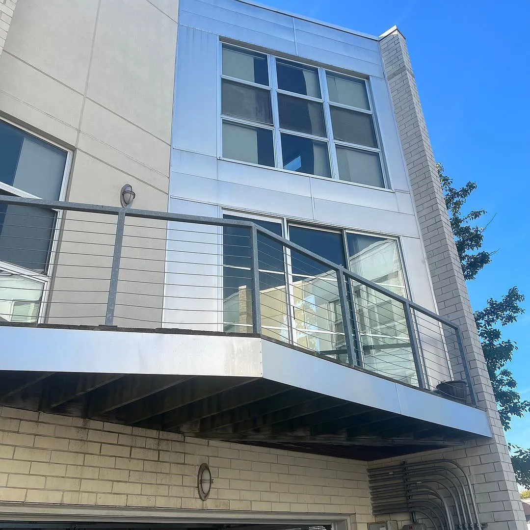 Huge 3-Story Riverfront Condo with 2-Car Garage — Photo 1