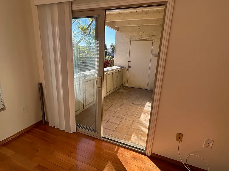 6808 Hyde Park Dr #D — Photo 8