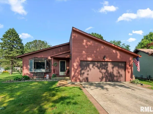 4 Red Oak Ln, Springfield, IL 62712