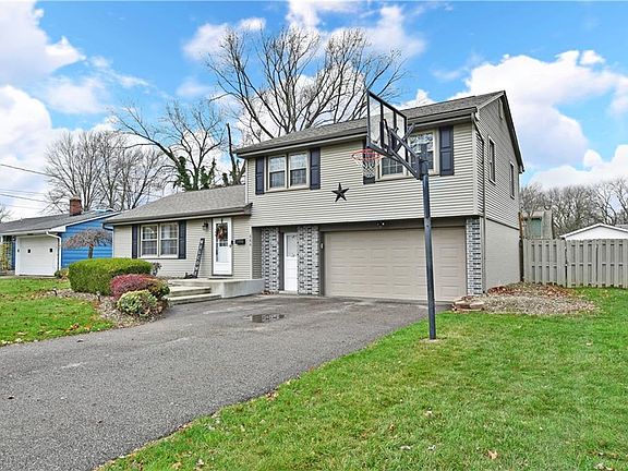 2nd image of 866 Edenridge Dr
